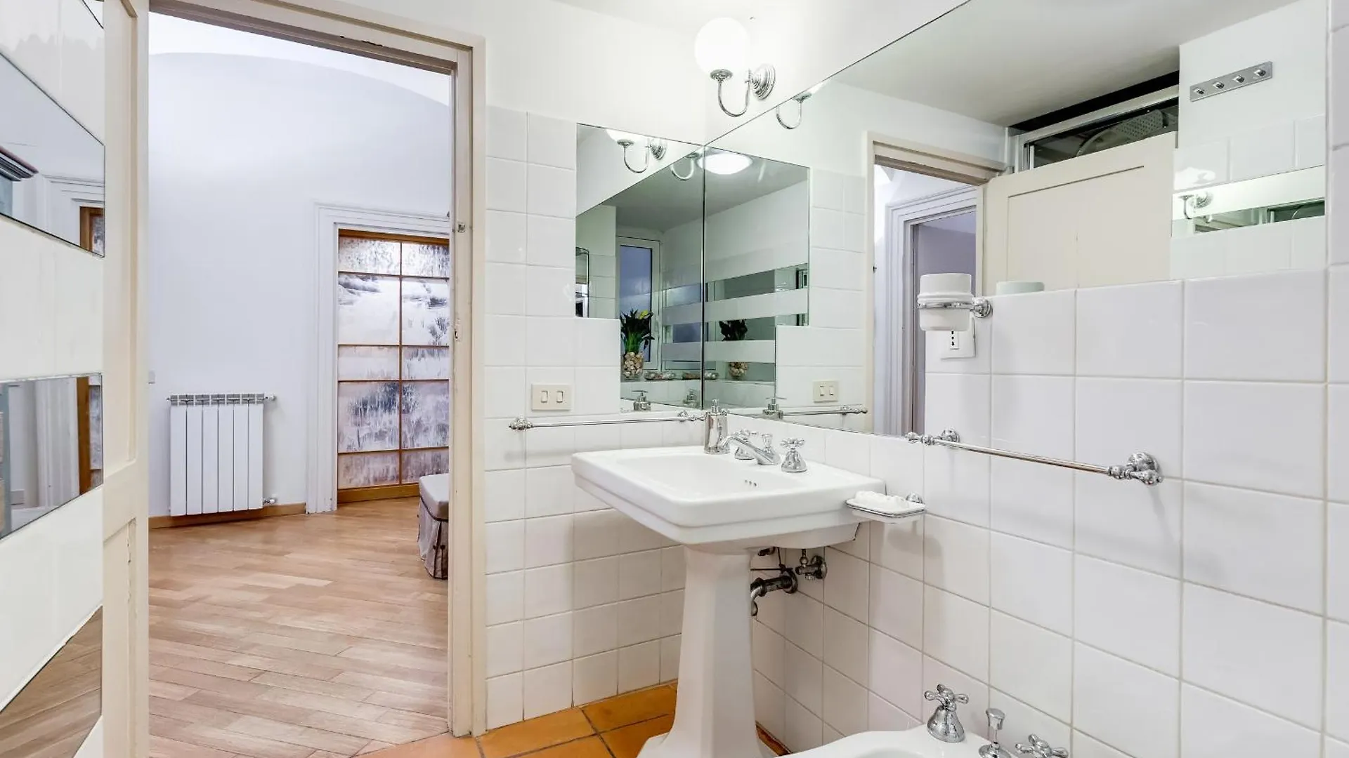 Veneto Comfortable Apartment Rome Italy